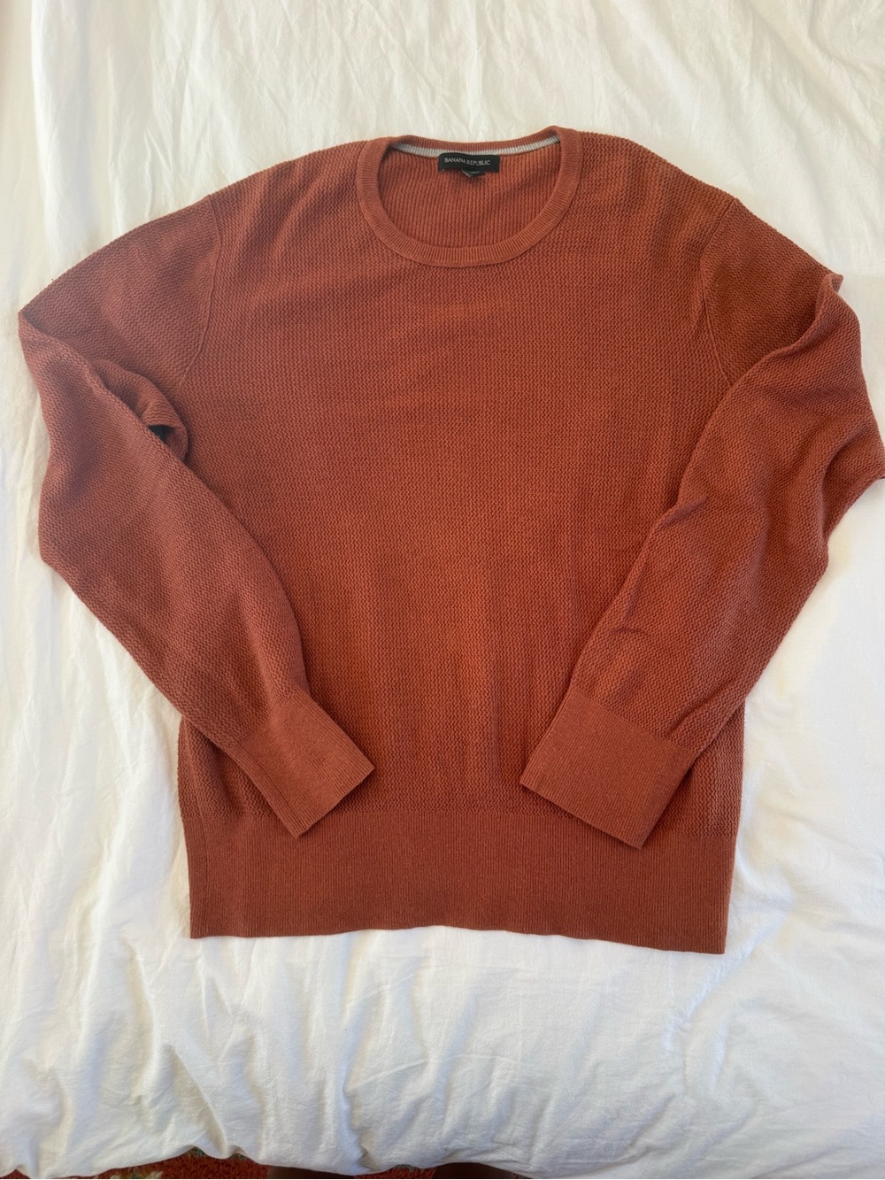 Banana Republic Men's Burnt Orange Crewneck Sweater